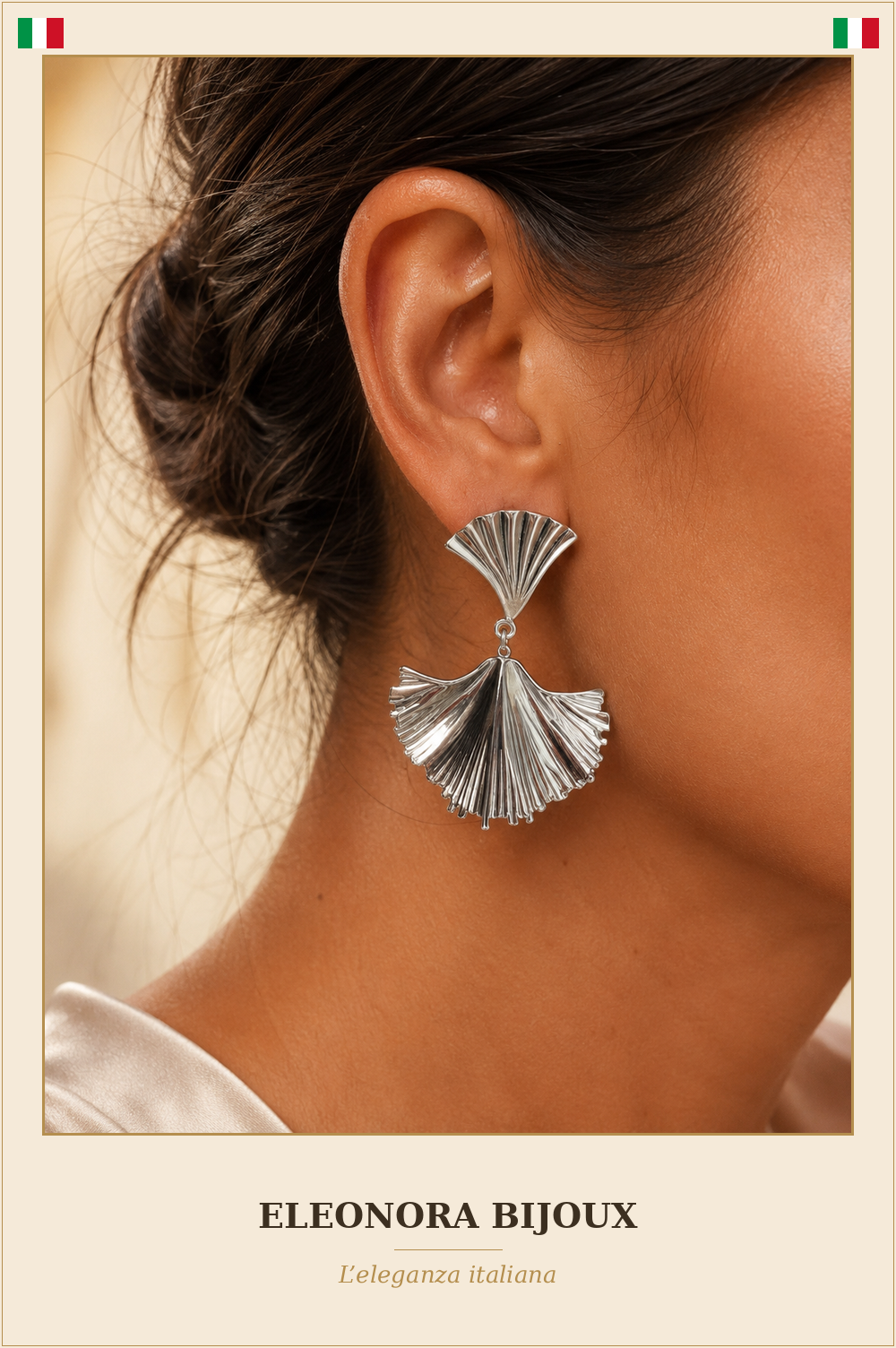 Boucles d'oreilles Ginkgo argentées portées - Eleonora Bijoux