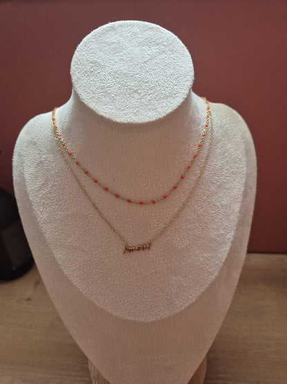 Collier Amour doré à perles rouges - photo réelle