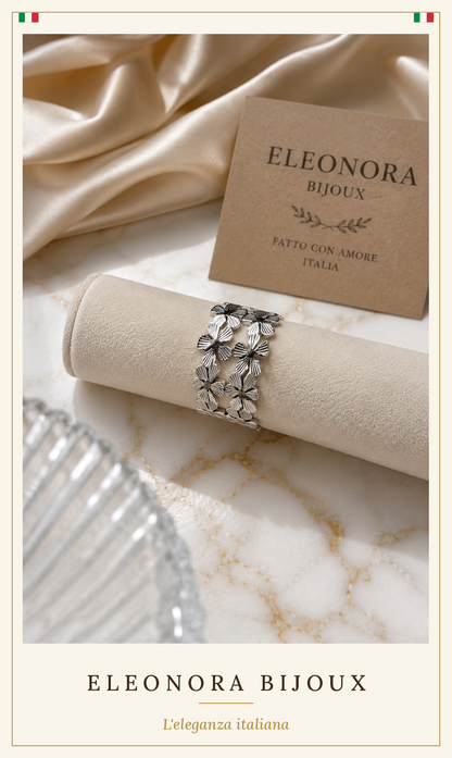Bague argentée fleurs martelées - vue coussin