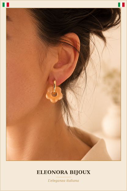 Boucles d'oreilles Fleur pêche portées - Eleonora Bijoux