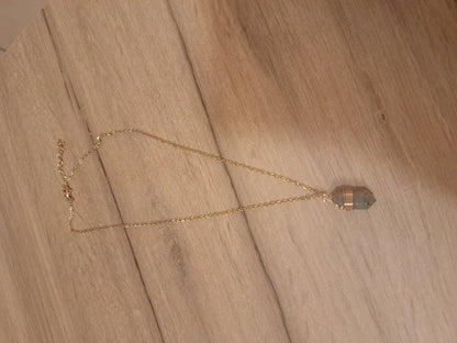 Collier Boho doré en Labradorite - photo réelle pierre gris-bleu irisée