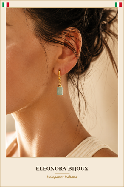 Boucles d'oreilles Cléa dorées en Amazonite portées - Eleonora Bijoux