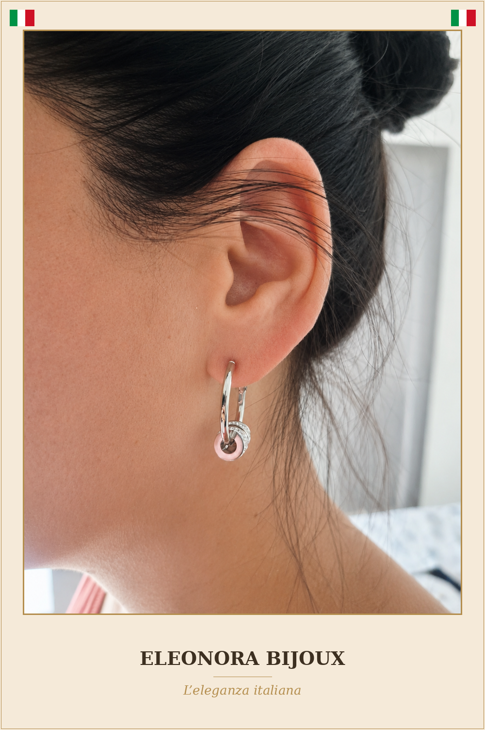 Boucles d'oreilles créoles argentées à 4 anneaux torsadés portées - Eleonora Bijoux