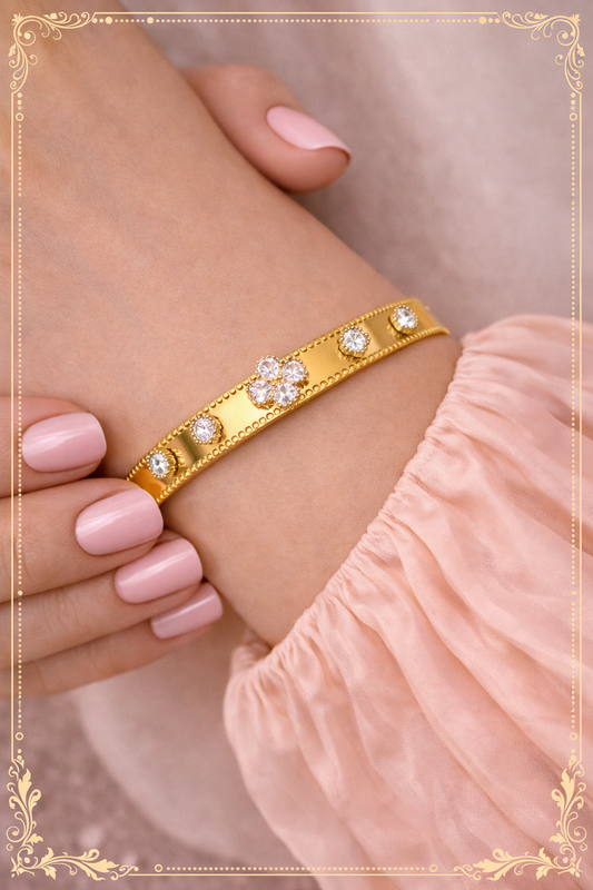 Jonc Doré en Acier Inoxydable et Pierres Blanches