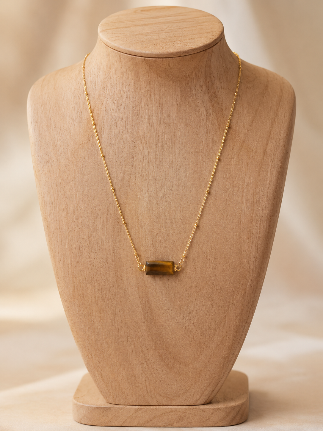 Collier Clea Oeil de Tigre - photo studio