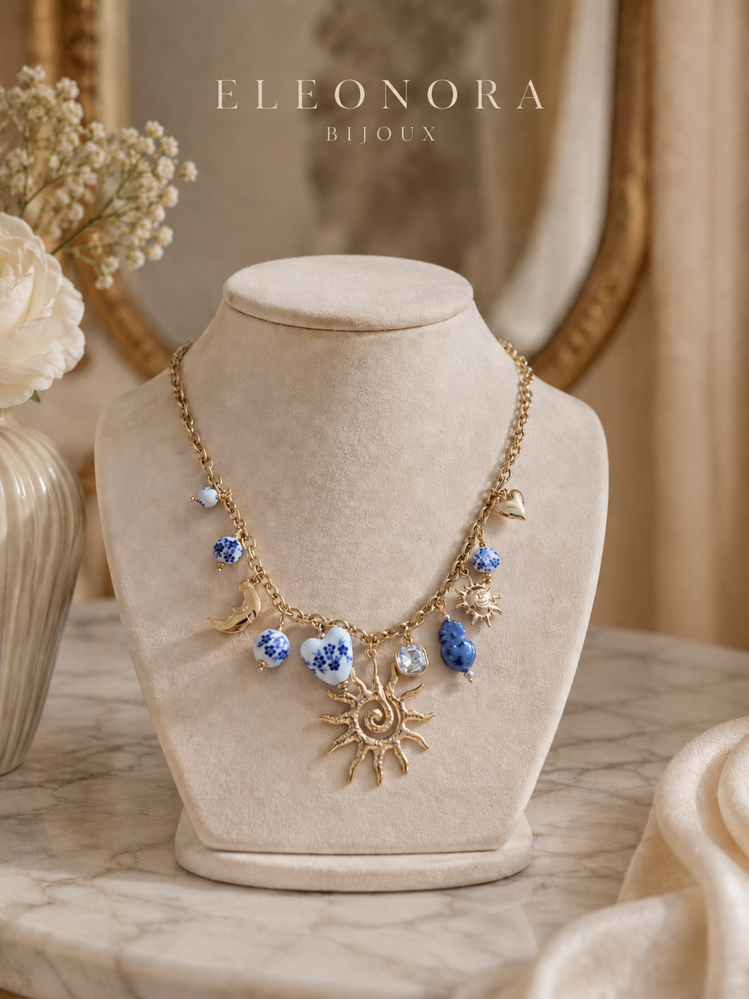 Collier Charme bleu et doré