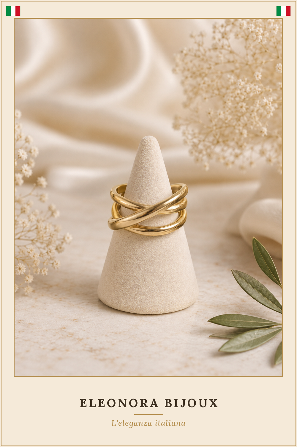 Bague dorée trois anneaux entrelacés