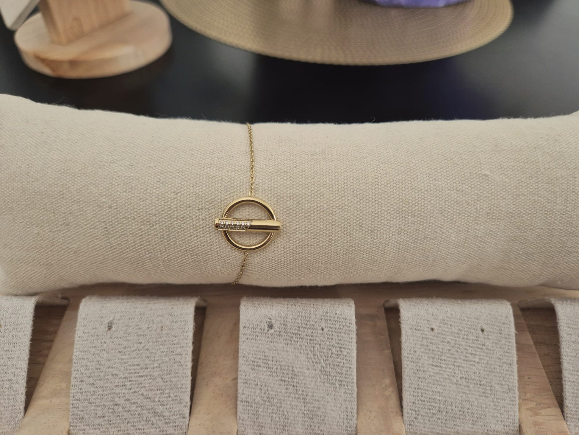 Bracelet Élea doré en acier inoxydable - vue produit