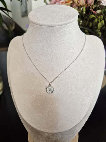 Collier Fleur Nacre - vue produit