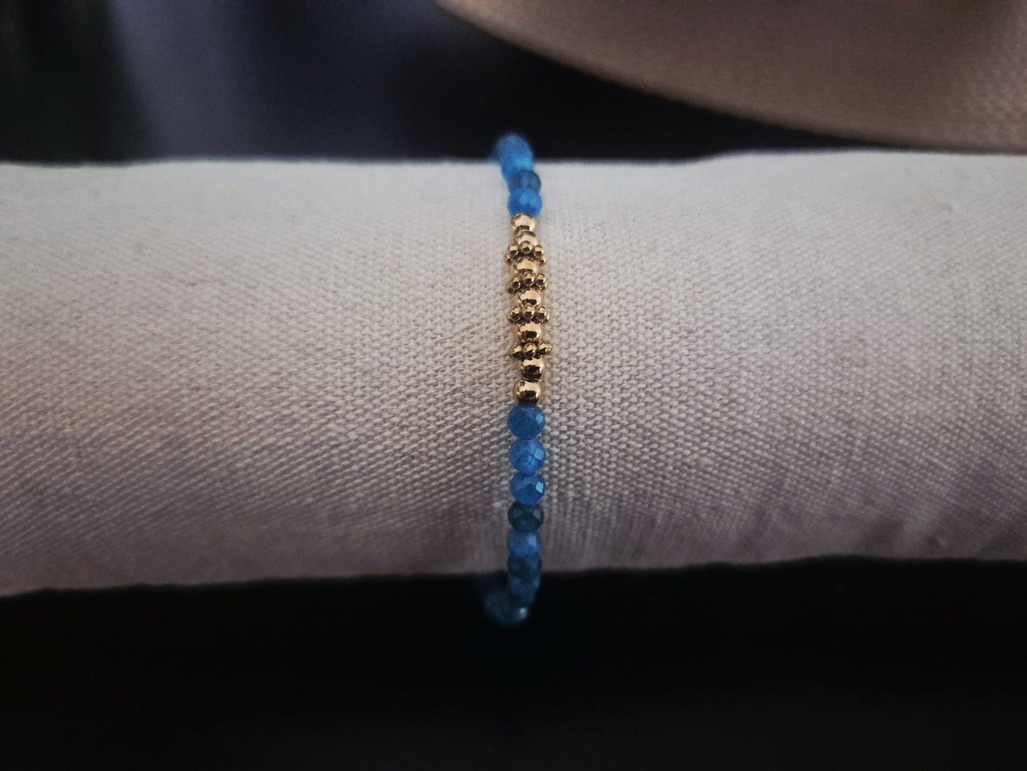 Bracelet Maëlia doré en Apatite Bleue